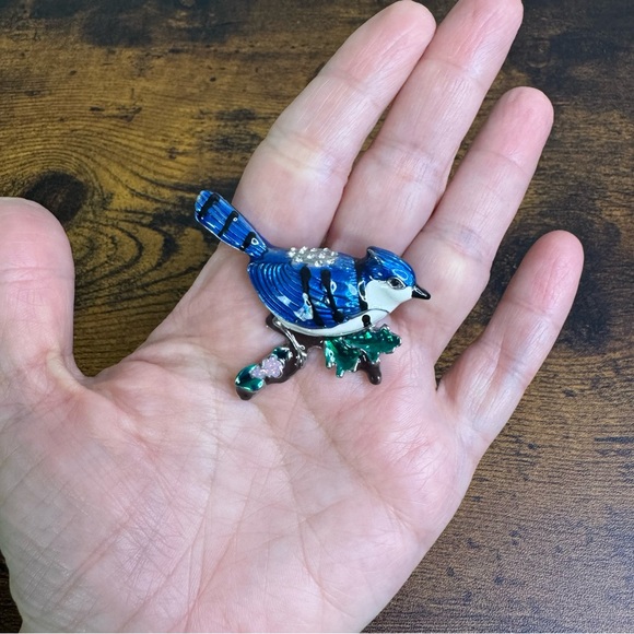 Vintage Bluejay Bird Brooch Figural Pin Enamel and Rhinestone - Picture 9 of 11